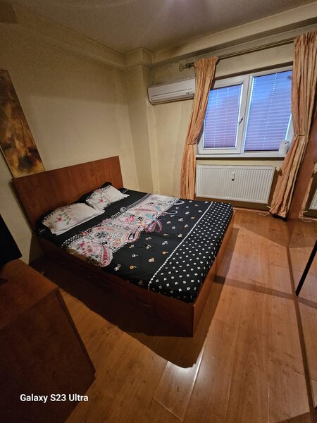 Timpuri Noi, Tineretului,