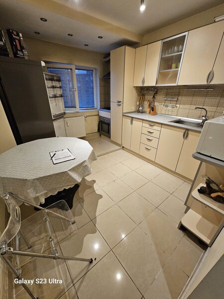 Timpuri Noi, Tineretului,